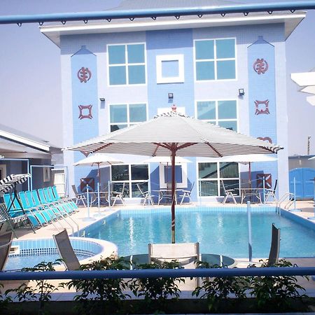 De Holiday Beach Hotel Kokrobite Eksteriør bilde
